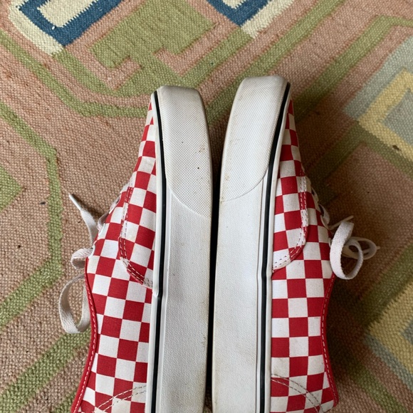 Vans - Picture 10 of 10